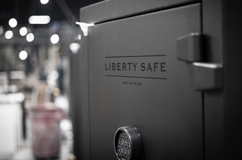 Electronic Lock Safe in Carrollton vs Mechanical Dial: Picking the Best Liberty Safe Lock